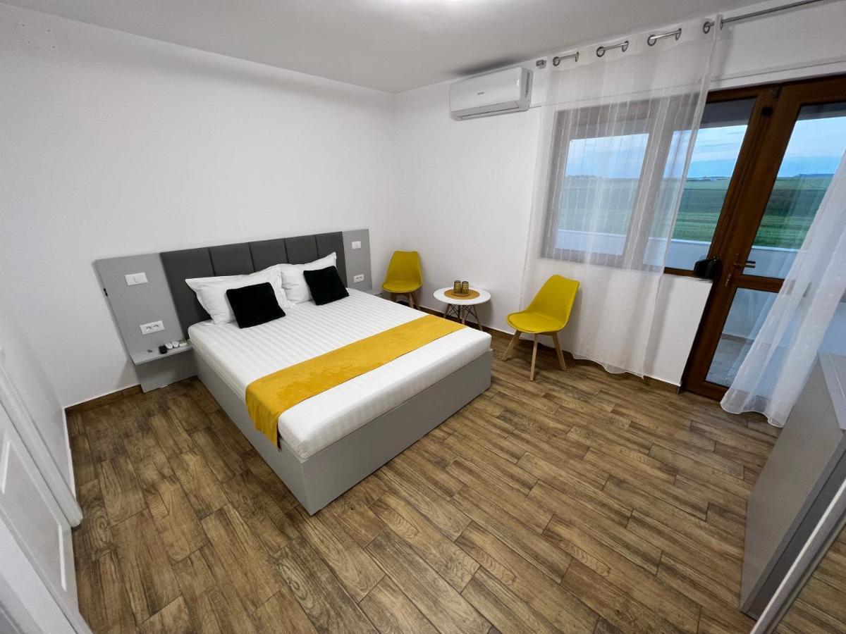 Vila Adelis Vama Veche Exterior foto